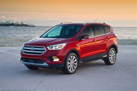 2022 Ford Escape Titanium Ruby Red