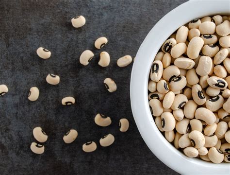 How to Grow and Cook Black Eyed Peas for New Year's Good Luck