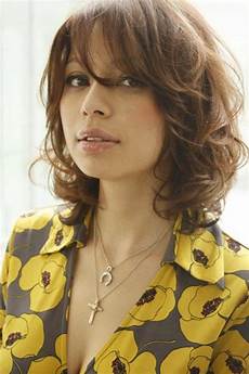 Curly Hairstyles For Medium Hair With Bangs by 35 Medium Length Curly Hair Styles Hairstyles Haircuts Curly Hairstyles For Medium Hair With Bangs