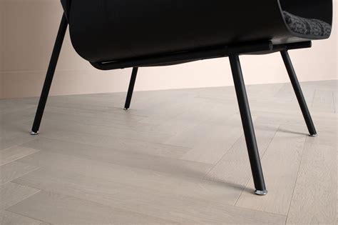 Latteo HB European Oak Engineered Hardwood Flooring - Villagio Wood Floors