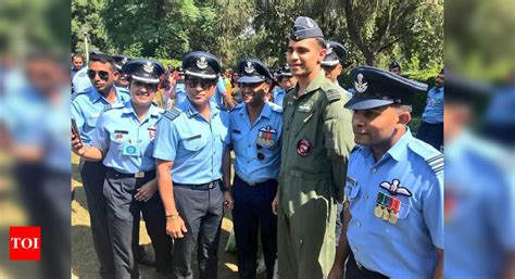 Group Captain Sachin Tendulkar attends 87th IAF Day parade | Off the ...