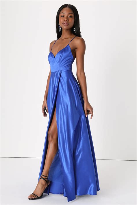 What To Wear To A Military Ball: A 2024 Guide - Lulus.com Fashion Blog