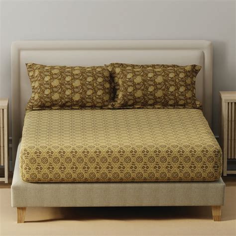 Buy LAYERS Basicx Cotton 120TC Printed 3Pcs Queen Bedsheet Set from ...