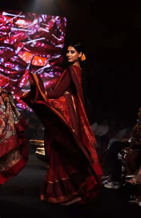 Beauty queens set the ramp on fire at FDCI X Lakme Fashion Week 2022
