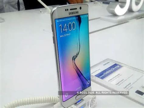 Samsung apps - Samsung Galaxy S6 edge review | The Economic Times