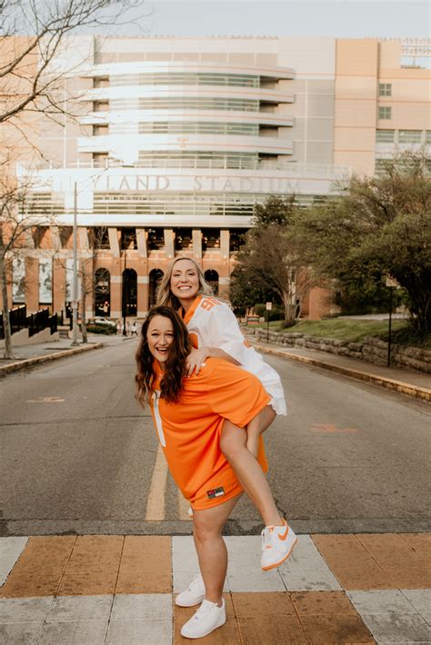 GRAD PICTURES- University of Tennessee, Knoxville | Utk grad party, Ut ...