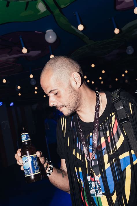 Blue Moon na Sapucaí! - ELLE Brasil