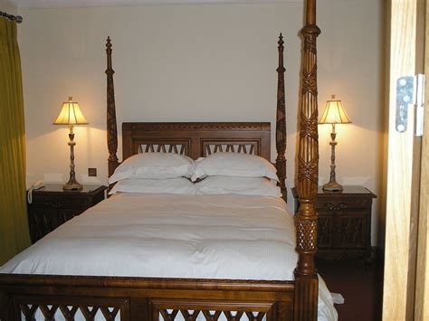 WOODLAND HOUSE HOTEL (Newbridge) - Hotel Reviews, Photos, Rate ...