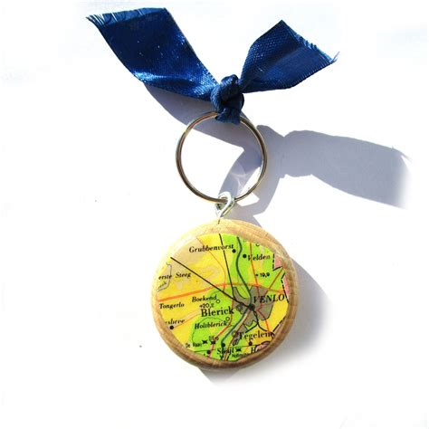 Local Map Pin Keychains 的图像结果