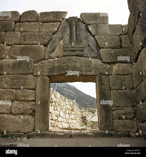 Lion gate mycenae greece 1250 hi-res stock photography and images - Alamy