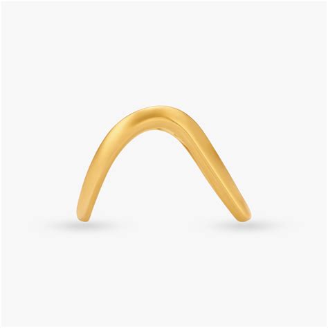 Sleek Vanki Gold Finger Ring