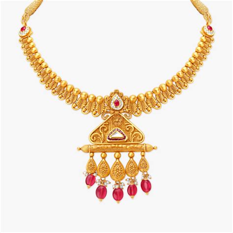 Glimmering Kundan Necklace