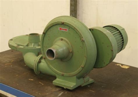 Chip extraction from Holz-Her - Type 304 6090 in Wiefelstede, Lower ...