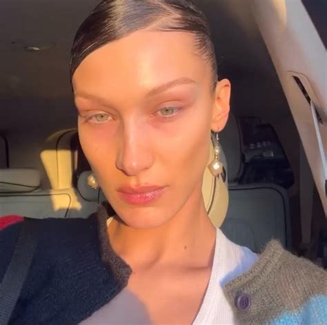 Bella Hadid | Bella hadid short hair, Hadid, Bella hadid
