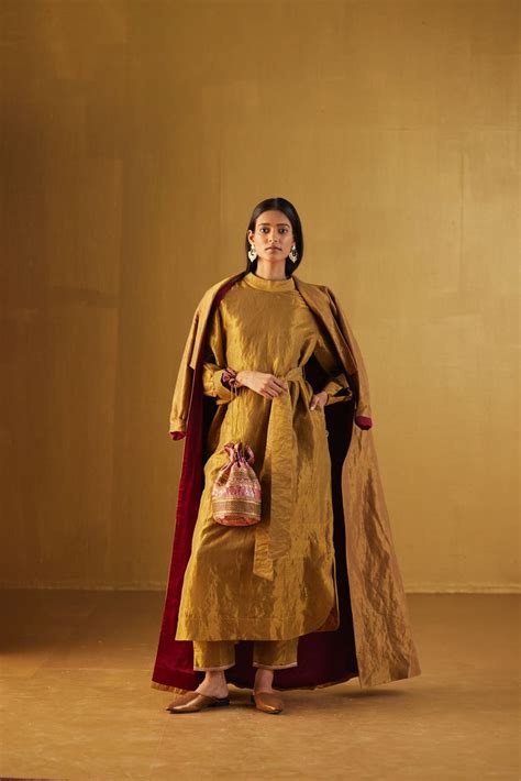 Shorshe Clothing - an all sustainable label