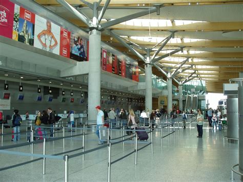 61 Years Since Its Opening: A Brief History Of Ireland's Cork Airport