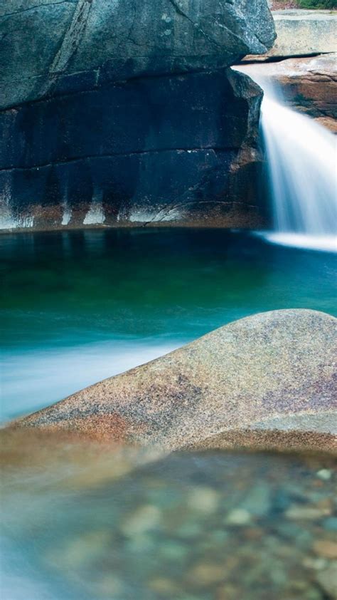 Bing Wallpaper Mobile Phone 的图像结果