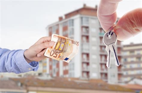 U Španiji će biti zabranjena kupovina nekretnina građanima van EU - B92