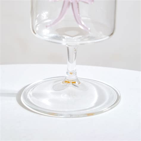 Crystal Pink Bow Borosilicate Wine Glass 250ml Online - Premium Wine ...