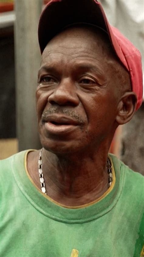 Video: Helicopter crashes in Huntington Beach | CNN