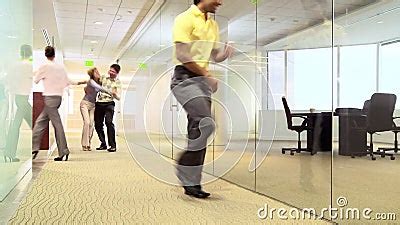 Computer Dancing Office 的图像结果