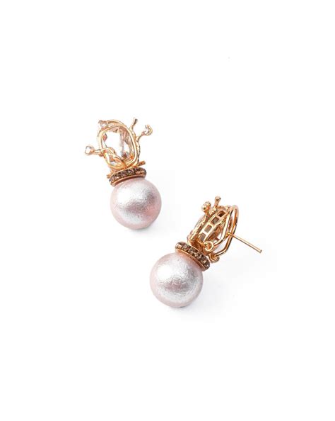 Nova Studs In Gold – Amama