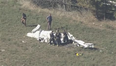 美国两架小型飞机空中相撞坠机 事故造成数人伤亡-搜狐大视野-搜狐新闻