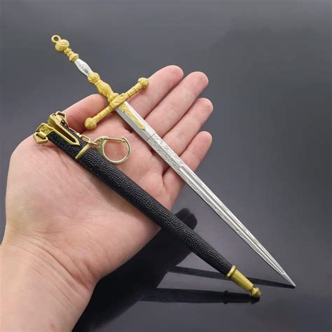 Buy Elden Ring The Lordsworn's Greatsword Colossal Sword Action Figures ...