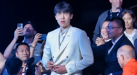 VIDEO: Trail Blazers' Yang Hansen Makes Bold Four-Word Statement Ahead ...