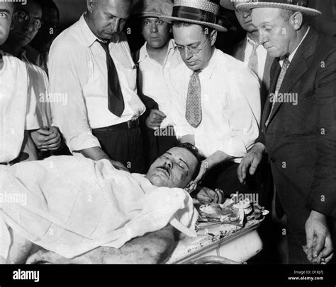 Fotos Da Morte De John Dillinger John Dillinger Hi Res Stock