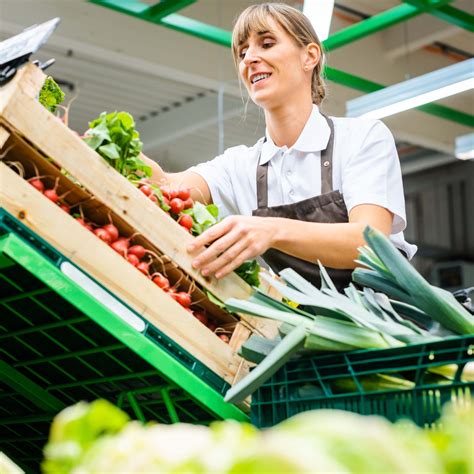 Apply for food clerk, store floater, cashier, and driver positions at New Seasons – UP Work Search