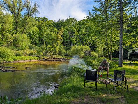Winding River Campground - Benzonia, MI