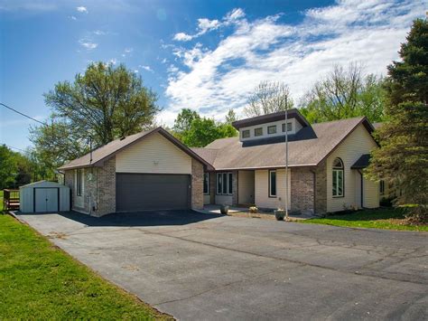 2732 North Oak Park Drive, Springfield, MO 65803 | MLS #60246056 | Zillow