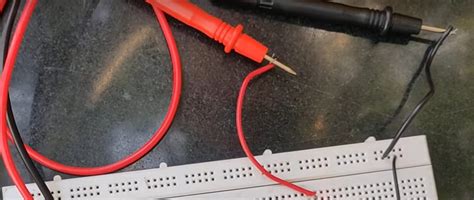 Using a Multimeter On Power Tools 的图像结果