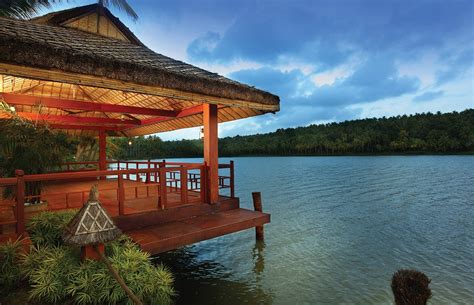 FRAGRANT NATURE BACKWATER RESORT & AYURVEDA SPA KOLLAM (Paravoor ...