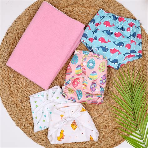 Baby Unisex Nappy Combo 1 Dry sheet, 1 Pocket Diaper, 1 Padded Underwe ...