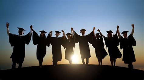 2023年英国布拉德福德大学到底好不好毕业？