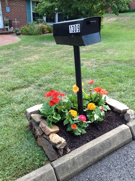 Brick Mailbox Flower Bed Ideas