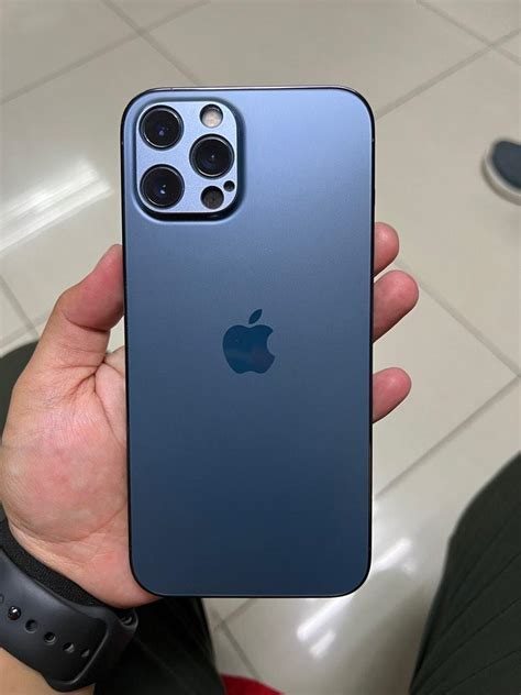 iPhone 12 Pro Blue Color 的图像结果