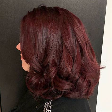 The '90s Mulled Wine color is back, and now we really want to dye our ...