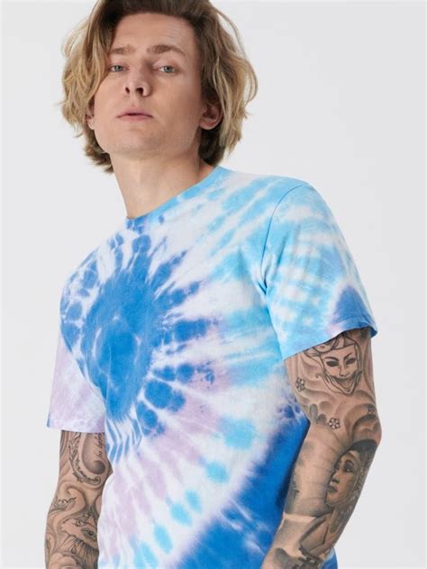 T-Shirt in Batik-Optik Farbe Hellblau - SINSAY - 8590I-50X