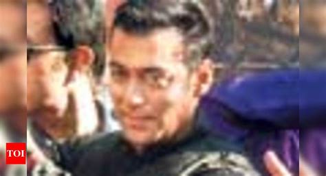Salman races ahead! | Hindi Movie News - Times of India