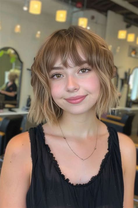 Stylish Short Hair with Bangs Inspiration | Hairstyles with bangs ...