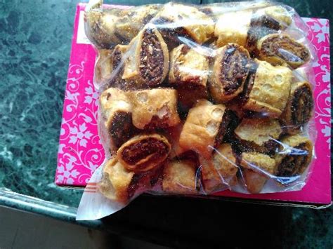 One of the most famous Sweet shops in Pune !!! - Reviews, Photos ...