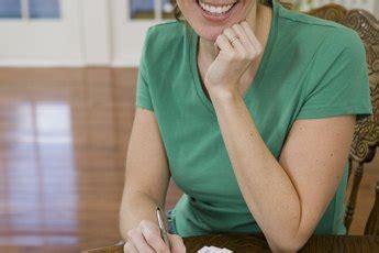 How to Calculate Capital Gains on Stocks Acquired at Different Prices ...