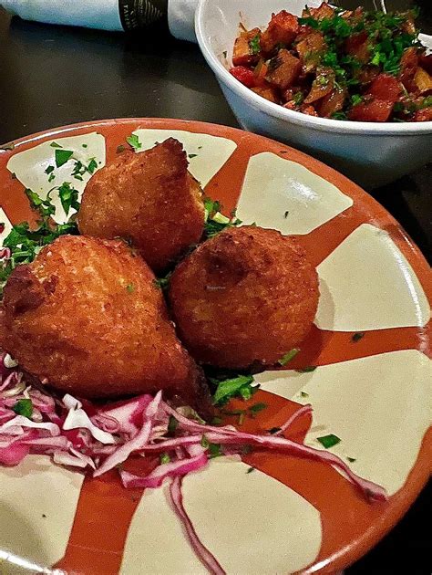 Phoenician Taverna - Mason Ohio Restaurant - HappyCow