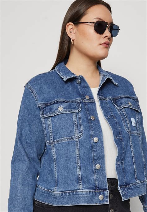 Calvin Klein Jeans Plus REGULAR 90'S JACKET - Jeansjakke - denim medium/blå denim - Zalando.no, 2024