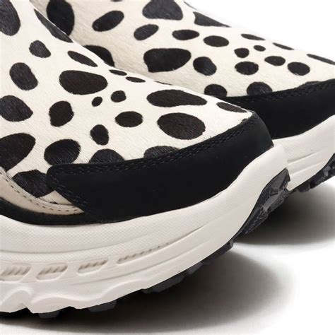 UGG CA805 Classic Dalmatian OFF WHITE/ BLACK（アグ CA805 クラシック ダルメシアン-オフ ...