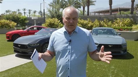 Un shérif achète 17 Ford Mustang GT pour « ses gars