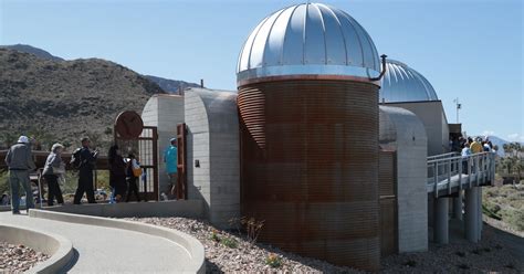 Rancho Mirage Library and Observatory a great desert community boon